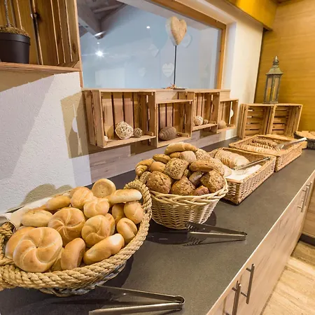 Sonnschein Otel 4*