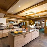 Sonnschein Hotel