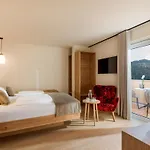 Hotel Sonnschein 4*
